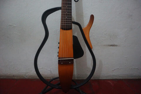 yamaha silent guitar acoustik