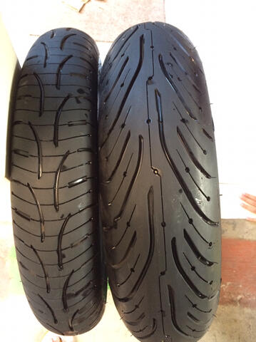 Terjual Jual Ban Michelin Pilot Road 4 Ukran 160 60 Dan 1 60 Super Tebel Not Battlax Kaskus