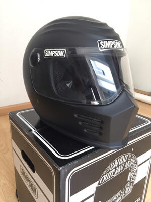 Terjual simpson bandit outlaw helmet 