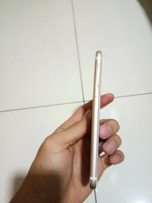 Dijual cepat Iphone 6 64GB kondisi masi sangat mulus 100%