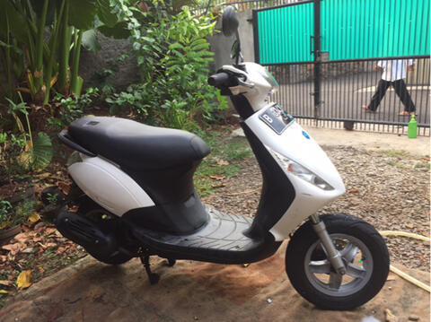 piaggio zip