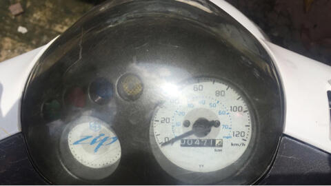 piaggio zip