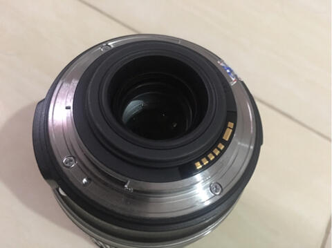 Lensa Canon 18-200 F3.5-5.6 IS (Seken Second Bekas)