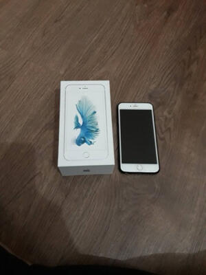 iPhone 6s Plus 128gb warna silver, super istimewa seperti baru. lengkap.