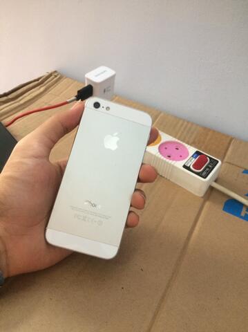 Jual Iphone 5 White 16 Gb 4g second