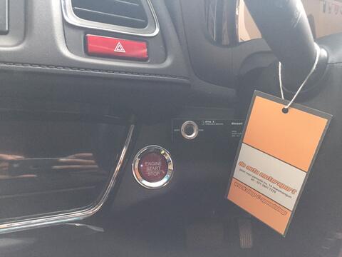 dijual Honda HRV E 2015 Silver plus bonus