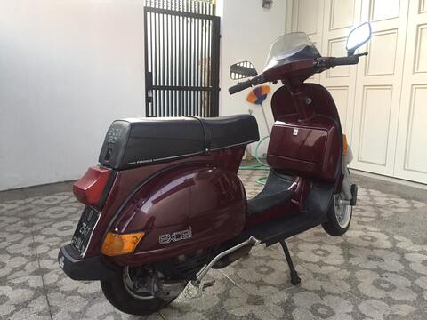 vespa Excel 150 bandung