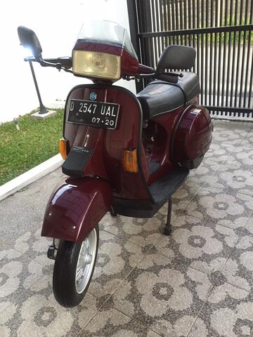 vespa Excel 150 bandung