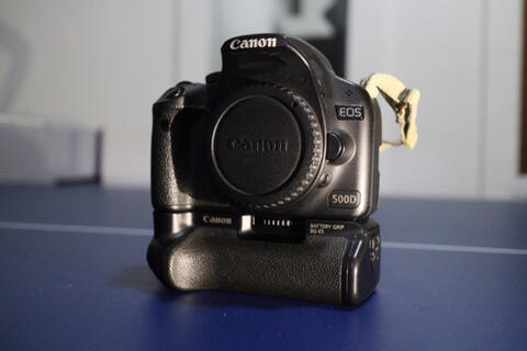 CANON 500 D