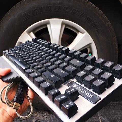 Sades Karambit TKL Mechanical Keyboard - Blue Switch KAILH Blue LED