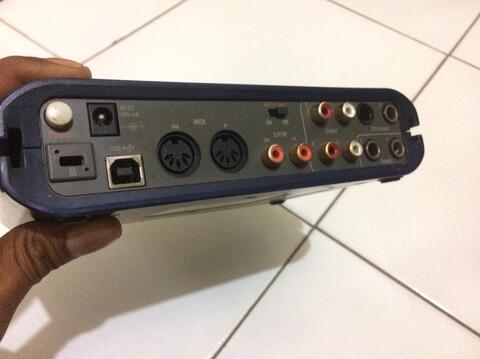 M AUDIO FAST TRACK PRO nego