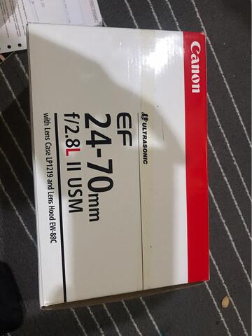 Canon EF 24-70mm f/2.7 L mark ii USM