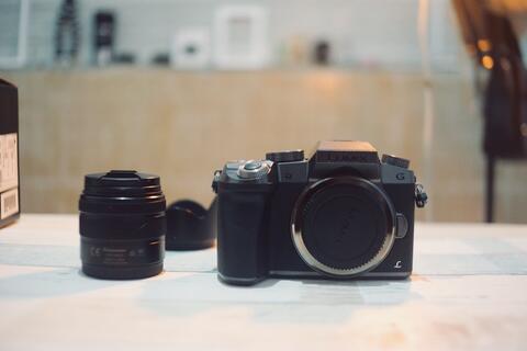Panasonic Lumix G7 14-42mm 4k like new Bandung
