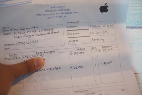 Macbook White Unibody 2010 fullset resmi Indo murah Bandung