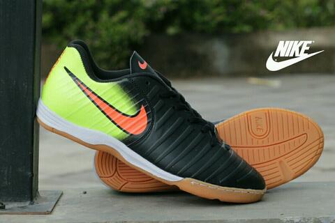 SEPATU NIKE FUTSAL SIZE 39-43 BARANG BERKUALITAS