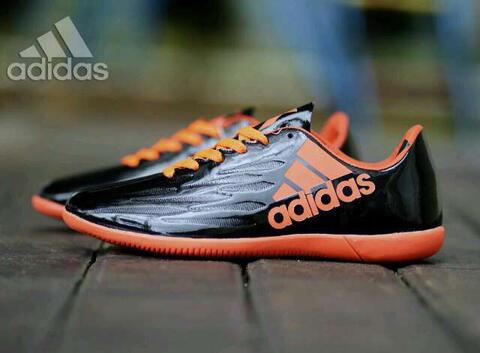 Sepatu Adidas Futsal For Man Size 39-43 Barang Berkualitas