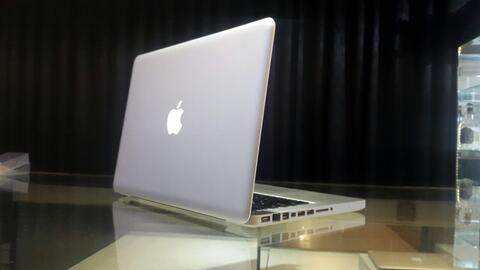 Macbook Pro Core i5 Ram4 Hdd320 Muluuus Murah Mulus