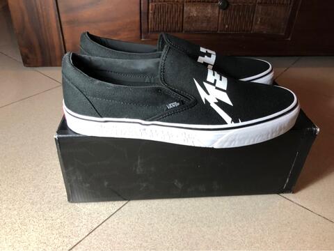 Vans Metallica Slip on size 10US BNIB