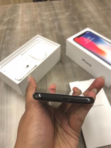 iPhone X 256GB Space Gray Fullset Mulus Garansi COD Pontianak