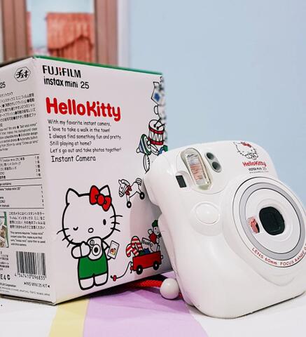 JUAL MINI INSTAX 25S HELLO KITTY FULL SET MULUS