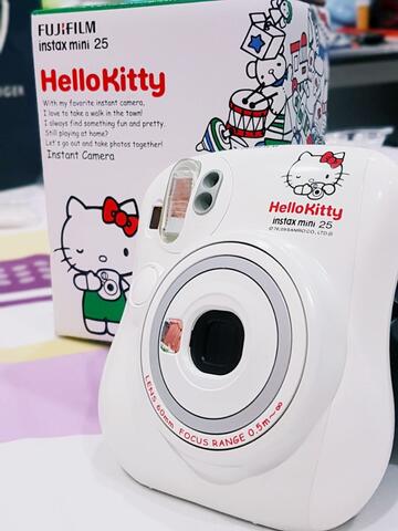 JUAL MINI INSTAX 25S HELLO KITTY FULL SET MULUS
