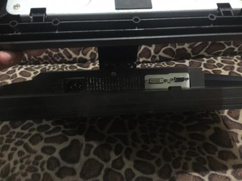 sale lcd dell E2210c 22 inch wide screen mulus murah