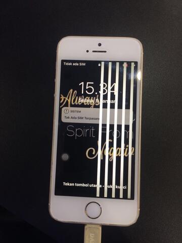 service lcd iphone all tipe 4,5,6,7 service di tempat perbaikan di tempat