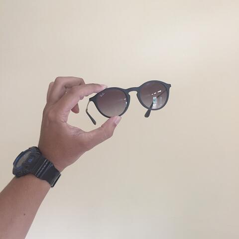 Jual RayBan Sunglasses RB 4243-F Original Murah!