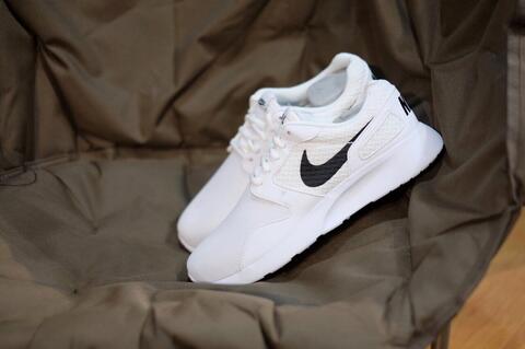 Nike Kaishi Run White Black - 100% ORIGINAL GUARANTEE!!