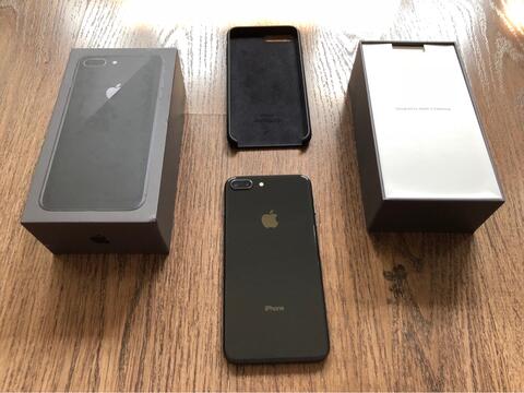 iPhone 8 Plus 64GB Space Grey. Super Duper Mulus Seperti Baru. DIJAMIN