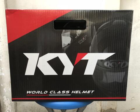 KYT Vendetta 2 Carbon Black / Yellow Fluo