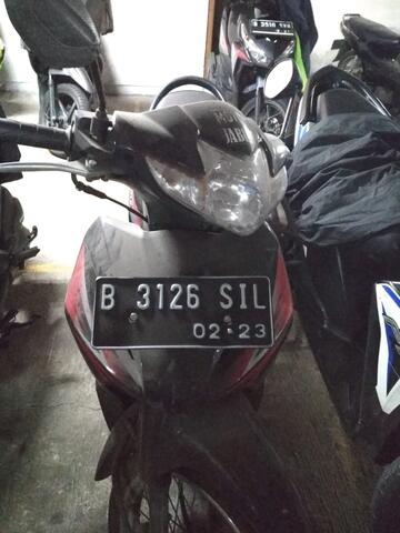 motor revo 2013 bekas perusahaan