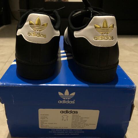 Adidas Superstar Foundation size 10 (UK)