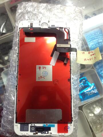 perbaikan lcd pasang di tempat lcd iphone 8+ NEW ORIGINAL 100%