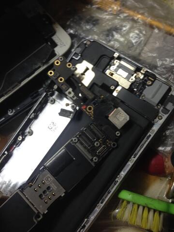 service iphone ipad perbaikan di tempat all tipe ready stock