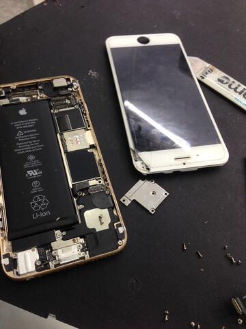 service iphone ipad perbaikan di tempat all tipe ready stock
