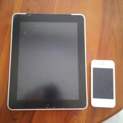 Jasa SERVIS APPLE (IPHONE MACBOOK IPAD) COD
