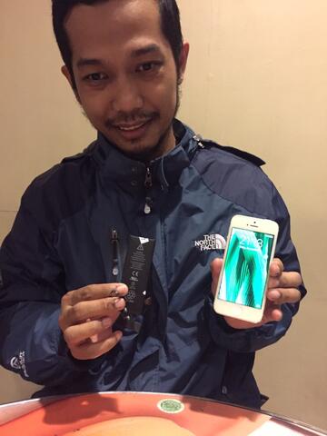 Jasa SERVIS APPLE (IPHONE MACBOOK IPAD) COD