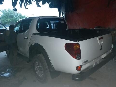 Mitsubishi Strada Triton Diesel Double Cabin 4x4 Th 2012 Second Nego