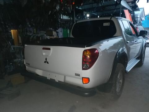 Mitsubishi Strada Triton Diesel Double Cabin 4x4 Th 2012 Second Nego