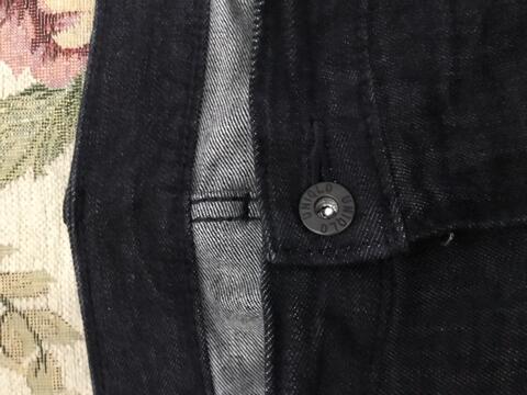 jeans denim uniqlo size 36 NEW