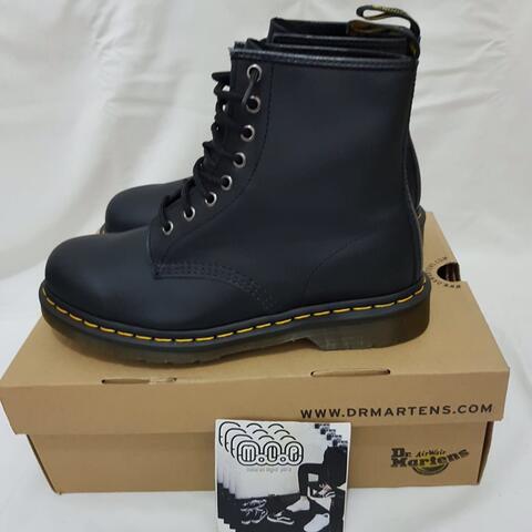 dr martens size 5 black