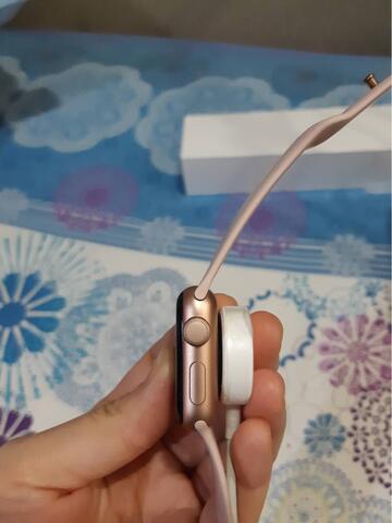 JUAL Iwatch Series 3 Rosegold (Second) Mulus