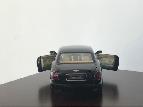 Minichamps 1:18 Bentley Brooklands 2008 Diecast Mobil