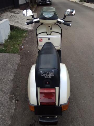 vespa Excel 150P original Bandung