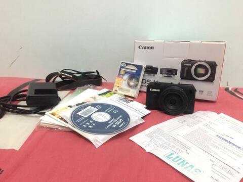 Canon Eos M Lensa EF-M 22mm F/2 stm bukan fuji sony leica