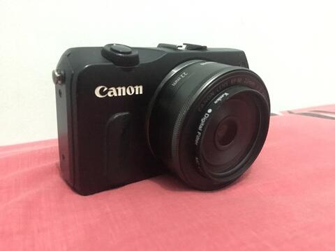 Canon Eos M Lensa EF-M 22mm F/2 stm bukan fuji sony leica