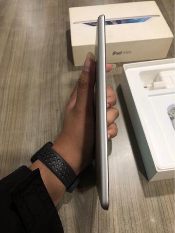iPad Mini 2 Retina Display 16GB Cellular Wifi / Cell Wifi Mulus Ex Garansi Resmi iBox