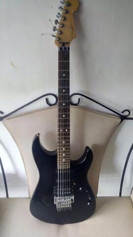 Fender Showmaster USA 2001. Sangat Langka