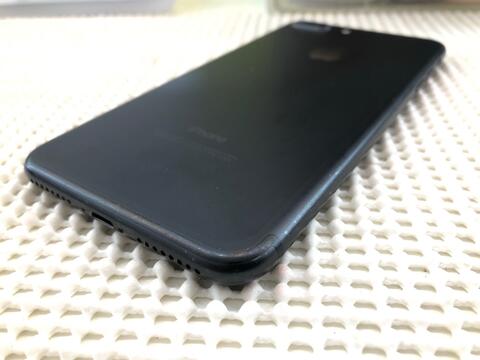 Terjual iPhone 7 plus 128gb black matte ex apple spore 